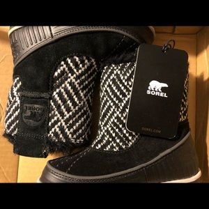 COPY - Brand new in the box never worn sorel boots